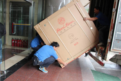 祁连钢琴贵重工艺品无忧运